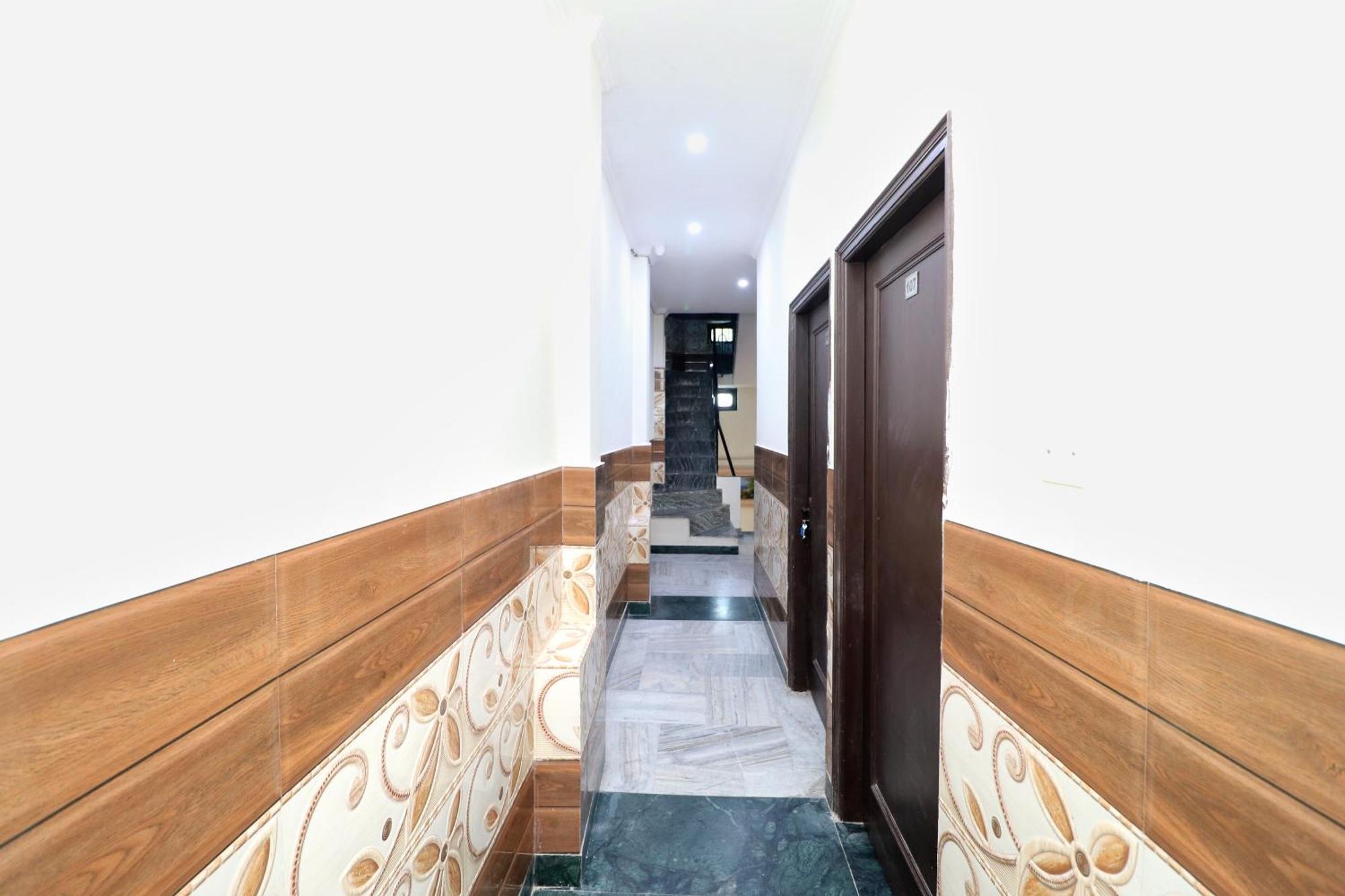 Hotel O Mall Residency Amritsar Bagian luar foto
