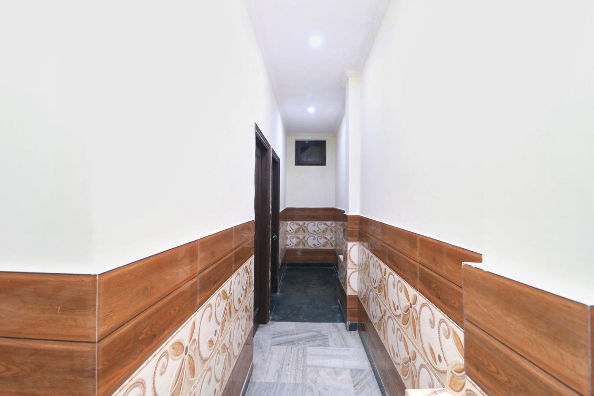 Hotel O Mall Residency Amritsar Bagian luar foto